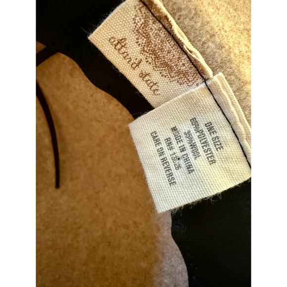 Altar'd State Wool Blend Beige Cream Tan Brimmed Hat Buckle Trim OS - Picture 5 of 8
